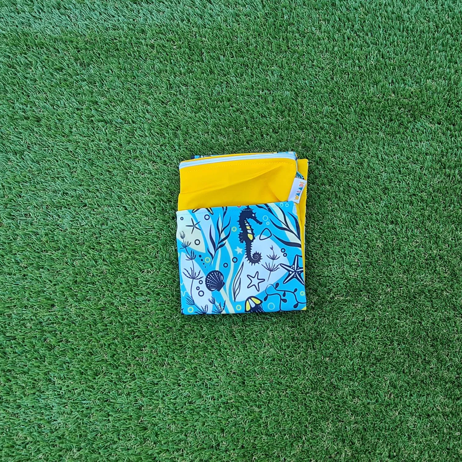 Waterproof Double Zip Wet Bag Sea Horse 30x40cm - Medium - Image 6